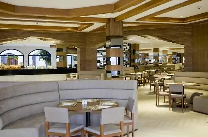 At Shores Amphoras 3*