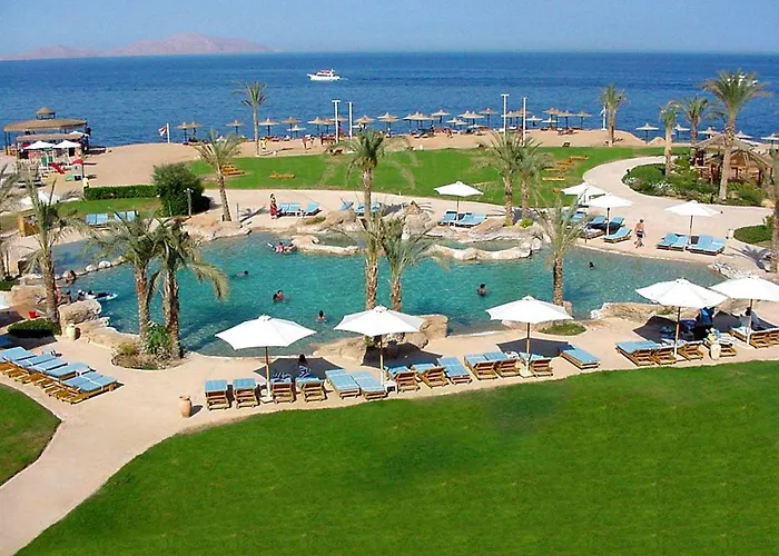 At Shores Amphoras Resort Sharm-el-Sheikh