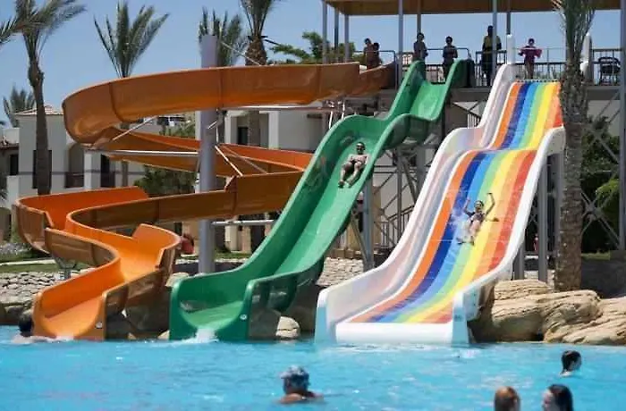 At Shores Amphoras Resort Sharm-el-Sheikh