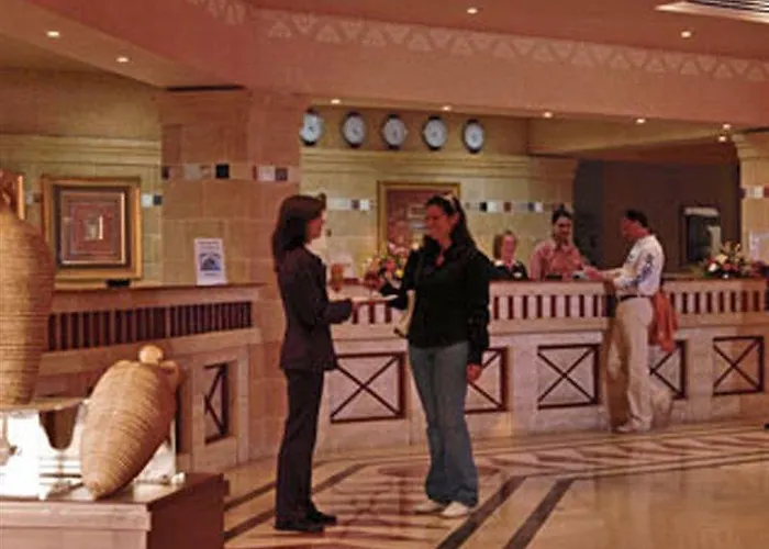 At Shores Amphoras Resort Sharm-el-Sheikh
