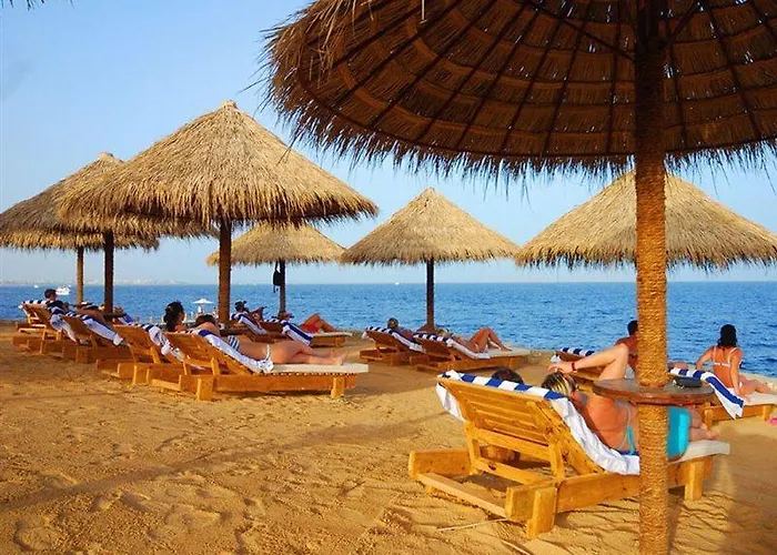 At Shores Amphoras 3*