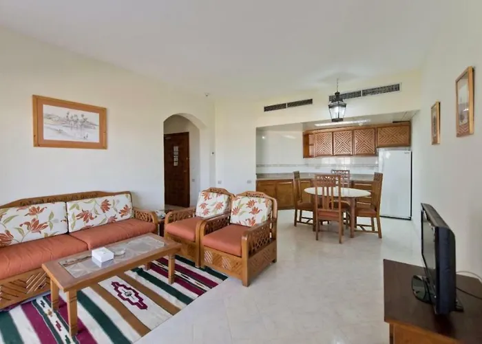 At Shores Amphoras 3*